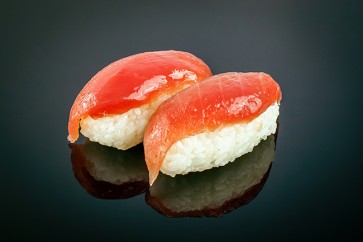 Nigiri Maguro (2 Stück)  mit Thunfisch 