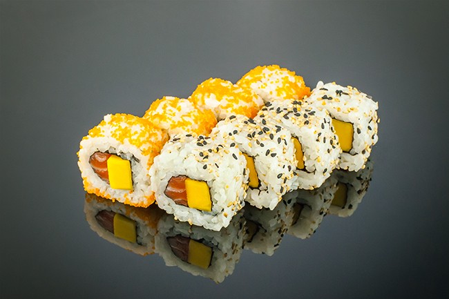 Sushi Maki Nigiri Sashimi einfach Online bestellen in Nürnberg -Sushi ...
